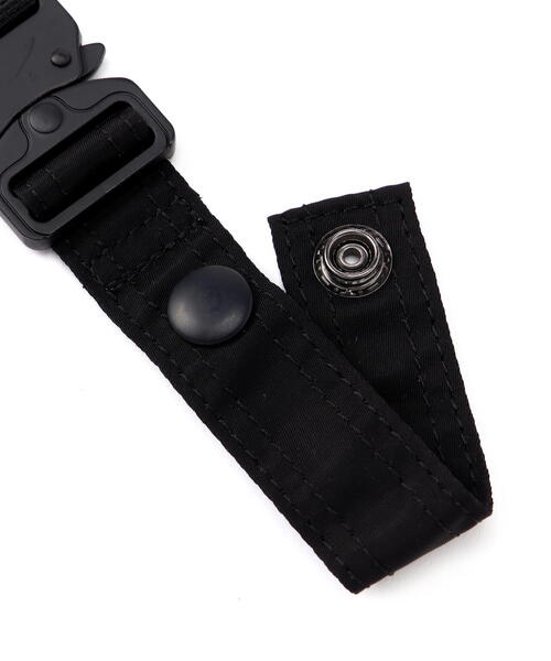 AVIREX(アヴィレックス)の「FLIGHT NYLON "KEY HOLDER" / キーホルダー / AVIREX / アヴィレックス(キーホルダー・メンズ・ブラック/セージグリーン・FREE)」の12枚目の写真