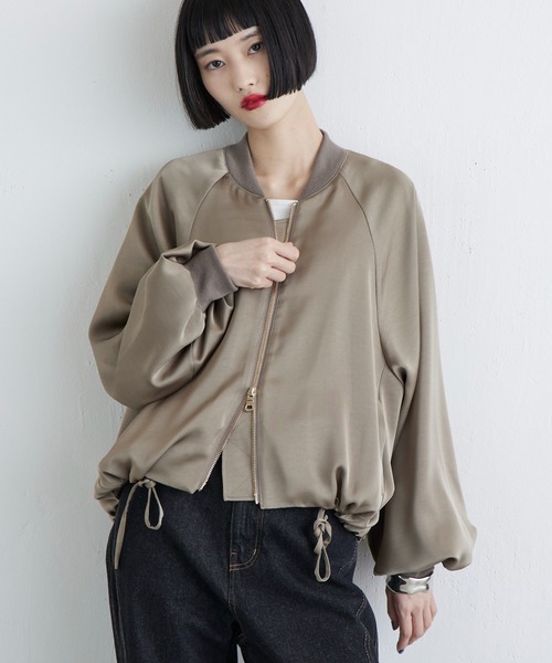 Lui's（ルイス）の「サテンボリュームブルゾン（ブルゾン・レディース・ブラウン/ベージュ/ブラック・FREE）」の18枚目の写真