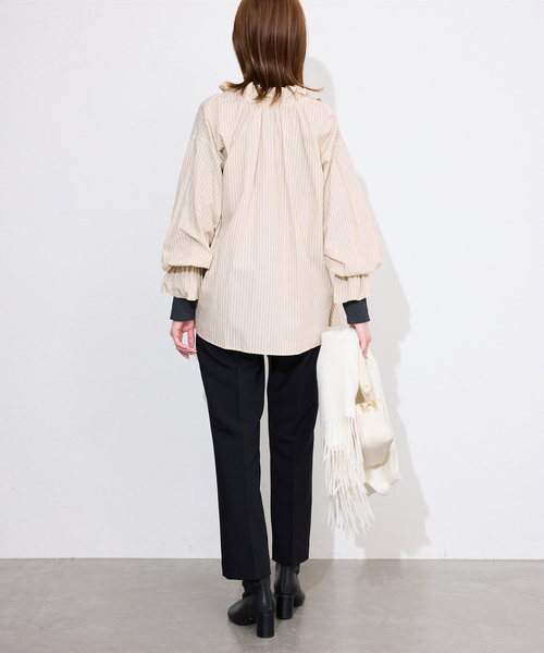 SLOBE IENA（スローブイエナ）の「《一部WEB・店舗限定カラーあり》タイプライターフリルカラーブラウス（シャツ/ブラウス・レディース・ベージュ系その他/サックスブルー/ラベンダー/スカイブルー・FREE）」の11枚目の写真