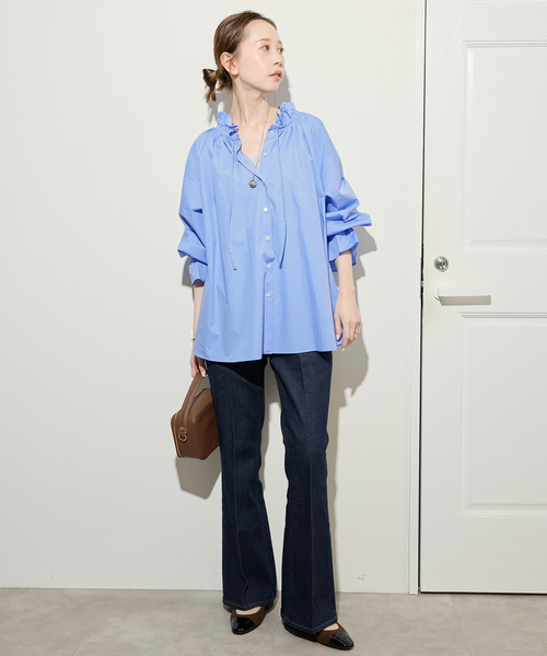 SLOBE IENA（スローブイエナ）の「《一部WEB・店舗限定カラーあり》タイプライターフリルカラーブラウス（シャツ/ブラウス・レディース・ベージュ系その他/サックスブルー/ラベンダー/スカイブルー・FREE）」の14枚目の写真