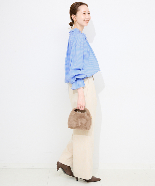 SLOBE IENA（スローブイエナ）の「《一部WEB・店舗限定カラーあり》タイプライターフリルカラーブラウス（シャツ/ブラウス・レディース・ベージュ系その他/サックスブルー/ラベンダー/スカイブルー・FREE）」の14枚目の写真