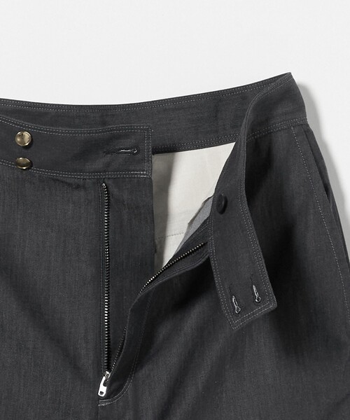 UNITED ARROWS（ユナイテッドアローズ）の「コットン デニムライク ワイドパンツ（その他パンツ・レディース・ネイビー・38/36/40）」の15枚目の写真