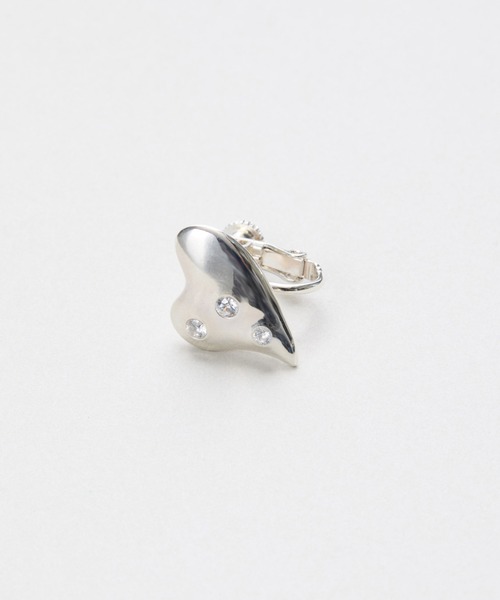 LAPUIS（ラピュイ）の「LAPUIS(ラピュイ) Garden Heart earrings（イヤリング・レディース・ゴールド/シルバー・FREE）」の4枚目の写真