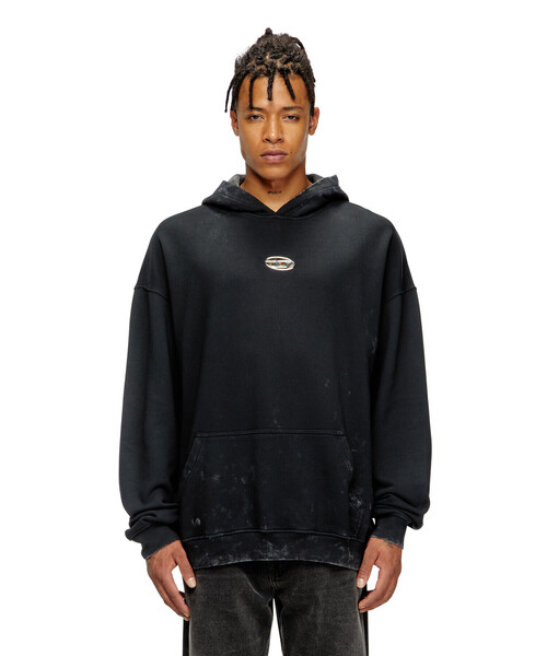 DIESEL(ディーゼル)の「メンズ リラックスフィットプルオーバーパーカー S-BOXT-HOOD-T10(パーカー・メンズ・ブラック・XX-LARGE/X-SMALL/XXX-LARGE/SMALL/X-LARGE/MEDIUM/LARGE)」の4枚目の写真