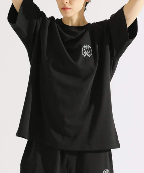 PARIS SAINT-GERMAIN（パリサンジェルマン）の「《追加》【Paris Saint-Germain / パリ・サン＝ジェルマン】 JP METALLIC LOGO T-SH（Tシャツ/カットソー・メンズ・チャコールグレー/ブラック/ベージュ・SMALL/MEDIUM/LARGE/X-LARGE）」の2枚目の写真