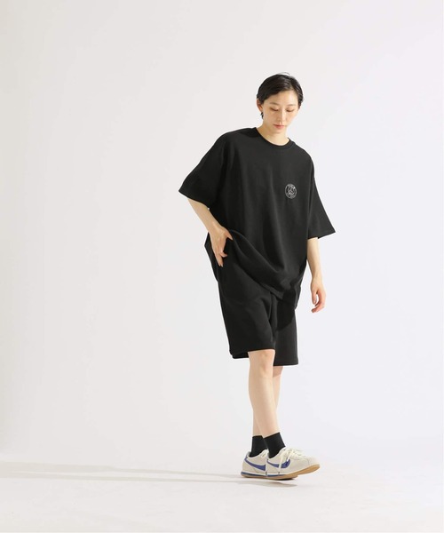 PARIS SAINT-GERMAIN（パリサンジェルマン）の「《追加》【Paris Saint-Germain / パリ・サン＝ジェルマン】 JP METALLIC LOGO T-SH（Tシャツ/カットソー・メンズ・チャコールグレー/ブラック/ベージュ・SMALL/MEDIUM/LARGE/X-LARGE）」の5枚目の写真