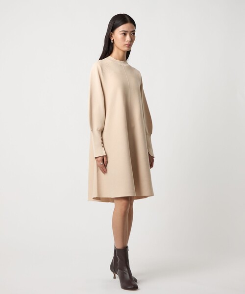 EMMEL REFINES(エメルリファインズ)の「<EMMEL REFINES>EM クルーネック Aライン ミニワンピース(ワンピース・レディース・ブラック/ベージュ・FREE)」の14枚目の写真