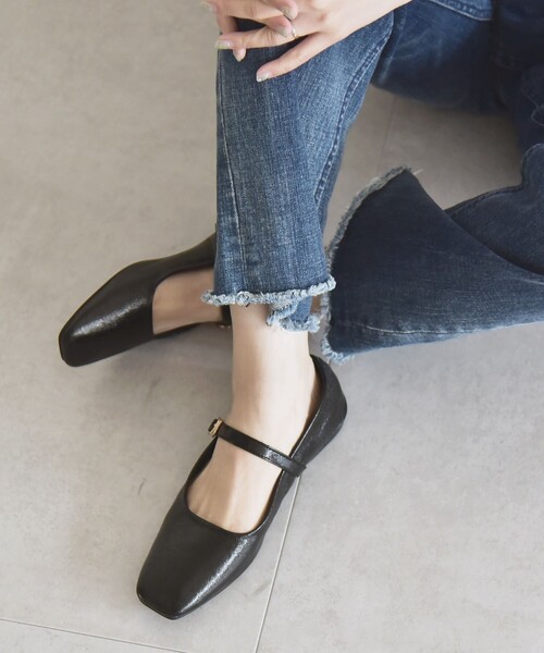 quaranciel: ストラップ スクエア フラット シューズ（パンプス