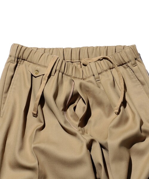 BEAMS PLUS（ビームスプラス）の「ウール ツイル 2プリーツ リラックス トラウザーズ（その他パンツ・メンズ・チャコールグレー/カーキ/ネイビー・SMALL/X-LARGE/LARGE/MEDIUM）」の17枚目の写真