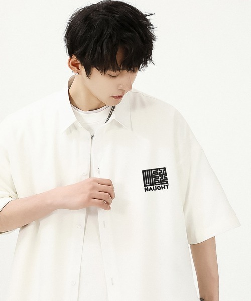 SBG(エスビー)の「SBG オーバーサイズシャツ(シャツ/ブラウス・メンズ・ベージュ/ホワイト/ネイビー・X-LARGE/LARGE/MEDIUM)」の5枚目の写真