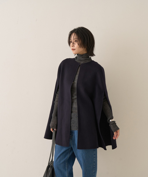 Rouge vif（ルージュヴィフ）の「【ウールSuper110’s】リバーマントコート（ポンチョ・レディース・ネイビー/ブラック・フリー）」の10枚目の写真