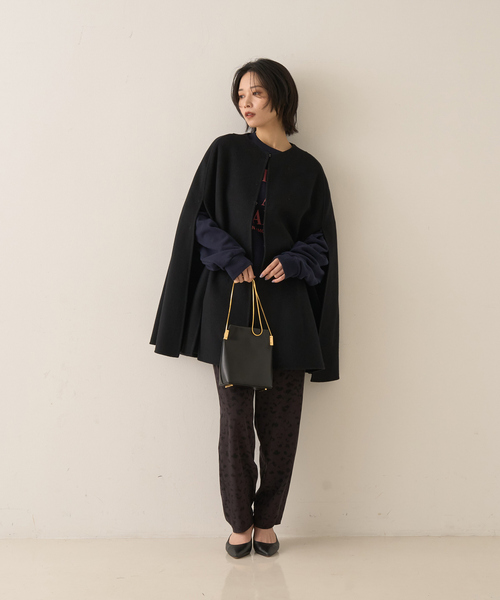 Rouge vif（ルージュヴィフ）の「【ウールSuper110’s】リバーマントコート（ポンチョ・レディース・ネイビー/ブラック・フリー）」の14枚目の写真
