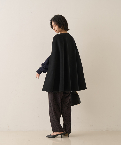 Rouge vif（ルージュヴィフ）の「【ウールSuper110’s】リバーマントコート（ポンチョ・レディース・ネイビー/ブラック・フリー）」の17枚目の写真