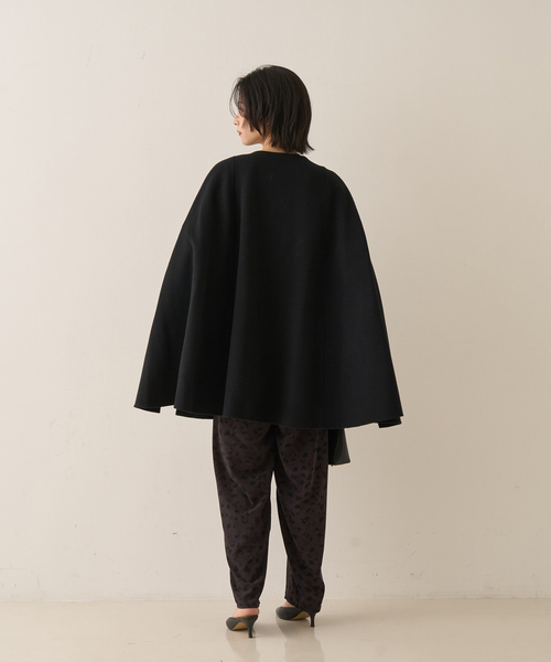 Rouge vif（ルージュヴィフ）の「【ウールSuper110’s】リバーマントコート（ポンチョ・レディース・ネイビー/ブラック・フリー）」の18枚目の写真
