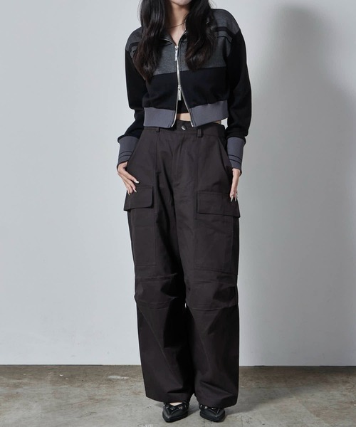 ROOPTOKYO(ループトウキョウ)の「Loose Cargo Pants / ワイドカーゴパンツ(カーゴパンツ・レディース・チャコール/ベージュ・FREE)」の16枚目の写真