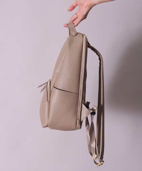 Legato Largo(レガートラルゴ)の「(LF)【Legato Largo】【たすかるっかばん】6ポケット/10L リュック(バックパック/リュック・レディース・グレイッシュベージュ/ブラック/ブラウン・ONE SIZE)」の7枚目の写真