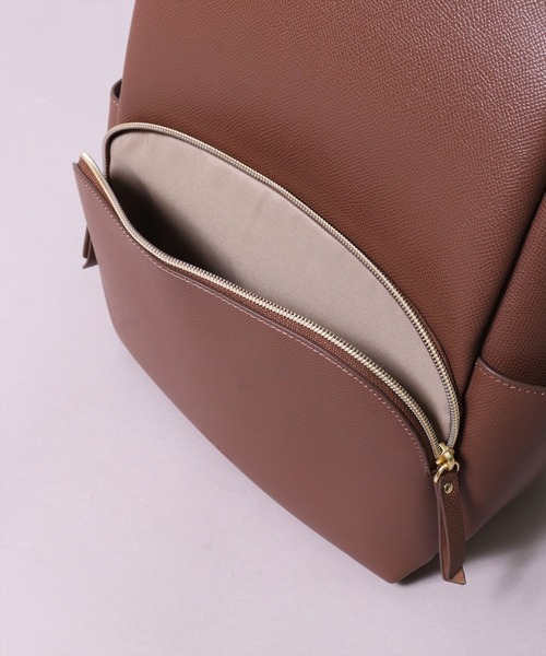 Legato Largo(レガートラルゴ)の「(LF)【Legato Largo】【たすかるっかばん】6ポケット/10L リュック(バックパック/リュック・レディース・グレイッシュベージュ/ブラック/ブラウン・ONE SIZE)」の11枚目の写真