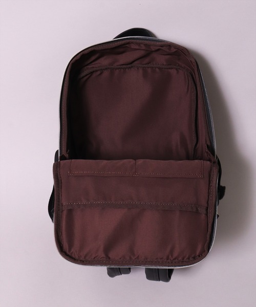 Legato Largo(レガートラルゴ)の「(LF)【Legato Largo】【たすかるっかばん】6ポケット/10L リュック(バックパック/リュック・レディース・グレイッシュベージュ/ブラック/ブラウン・ONE SIZE)」の16枚目の写真