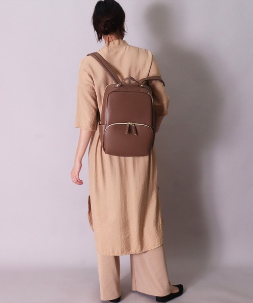 Legato Largo(レガートラルゴ)の「(LF)【Legato Largo】【たすかるっかばん】6ポケット/10L リュック(バックパック/リュック・レディース・グレイッシュベージュ/ブラック/ブラウン・ONE SIZE)」の21枚目の写真