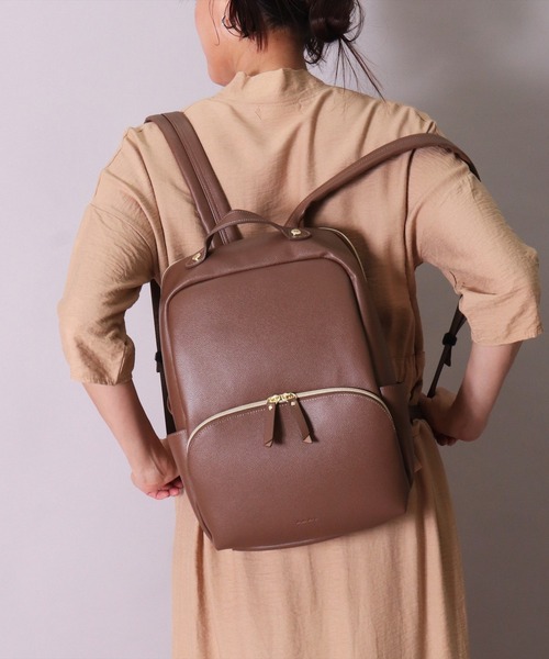 Legato Largo(レガートラルゴ)の「(LF)【Legato Largo】【たすかるっかばん】6ポケット/10L リュック(バックパック/リュック・レディース・グレイッシュベージュ/ブラック/ブラウン・ONE SIZE)」の22枚目の写真