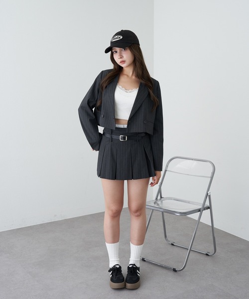 RAY CASSIN（レイカズン）の「ベルト付レイヤードプリーツスカパン（スカート・レディース・ブラック/グレー/チャコールグレー・FREE）」の12枚目の写真