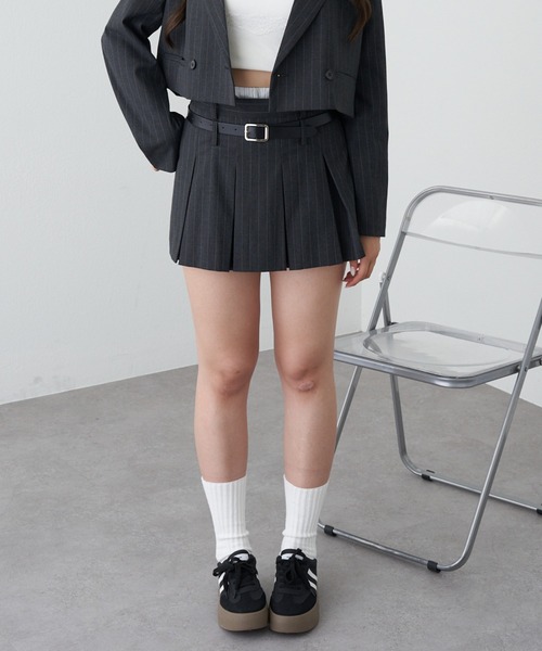 RAY CASSIN（レイカズン）の「ベルト付レイヤードプリーツスカパン（スカート・レディース・ブラック/グレー/チャコールグレー・FREE）」の10枚目の写真