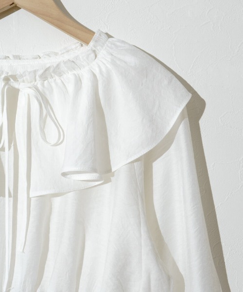 flower（フラワー）の「パールラッフルドブラウス（シャツ/ブラウス・レディース・ホワイト/ベージュ・FREE）」の9枚目の写真