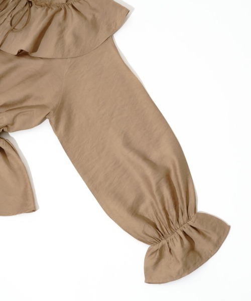 flower（フラワー）の「パールラッフルドブラウス（シャツ/ブラウス・レディース・ホワイト/ベージュ・FREE）」の20枚目の写真