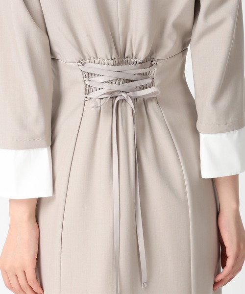 31 Sons de mode（トランテアン　ソン　ドゥ　モード）の「2025秋冬新作 カフス付きマーメイドワンピース（ワンピース・レディース・ベージュ/チャコールグレー・S/M）」の12枚目の写真