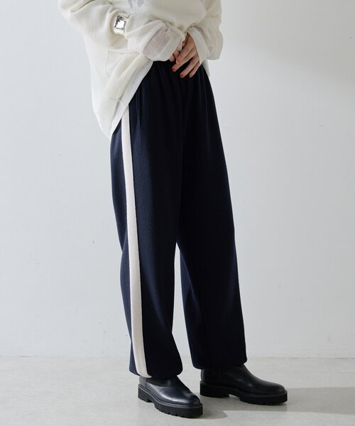 新品　未使用　ワイドシルエット　チノパン　GEMINI ゲミニー Whim Gazette(ウィム ガゼット)の【GEMINI】チノパンツ通販