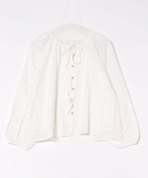 Lace Ladies(レースレディース)の「カットレース 花柄 ボタン 長袖 ブラウス(シャツ/ブラウス・レディース・アイボリー/ライトブルー/ホワイト・FREE)」の14枚目の写真