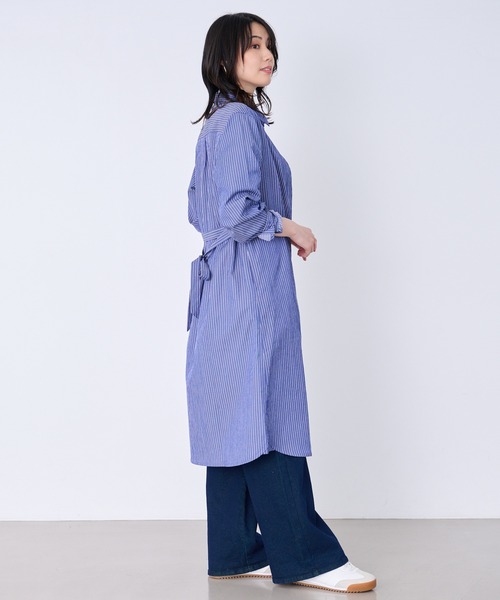 Arnold Palmer（アーノルドパーマー）の「イージーケア ストライプ シャツワンピース（シャツワンピース・レディース・サックスブルー/ブラック/ブルー・M/S/L）」の9枚目の写真