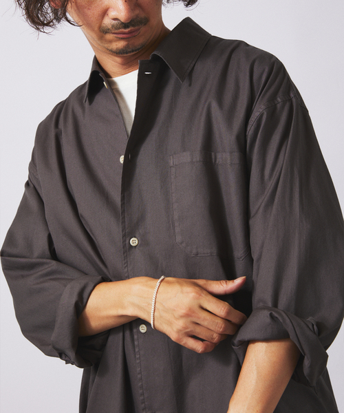 JOURNAL STANDARD relume(ジャーナルスタンダード レリューム)の「JAMES FABRIC / ジェームスファブリック ガーメントダイ コットン シャツ(シャツ/ブラウス・メンズ・ベージュ系その他/ブラックミックス/ブラウン系その他/カーキ・LARGE/MEDIUM)」の2枚目の写真