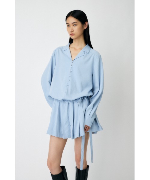 MOUSSY（マウジー）の「PLEATED SHIRT ミニドレス（シャツワンピース・レディース・ブラック/ホワイト/ライトブルー・1/2）」の8枚目の写真