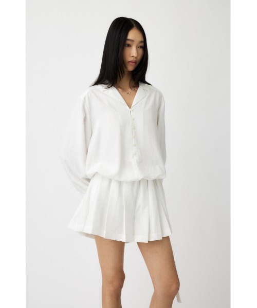 MOUSSY（マウジー）の「PLEATED SHIRT ミニドレス（シャツワンピース・レディース・ブラック/ホワイト/ライトブルー・1/2）」の19枚目の写真