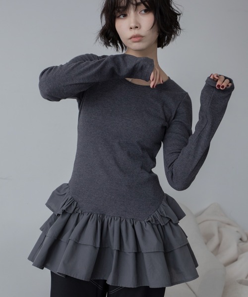 VACANCY(ヴァカンシー)の「フリルドッキングリブトップス(Tシャツ/カットソー・レディース・チャコールグレー/アイボリー/ボルドー・FREE)」の4枚目の写真