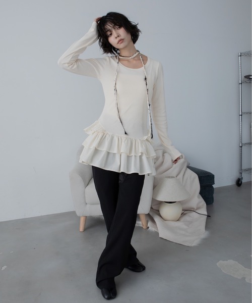 VACANCY(ヴァカンシー)の「フリルドッキングリブトップス(Tシャツ/カットソー・レディース・チャコールグレー/アイボリー/ボルドー・FREE)」の16枚目の写真