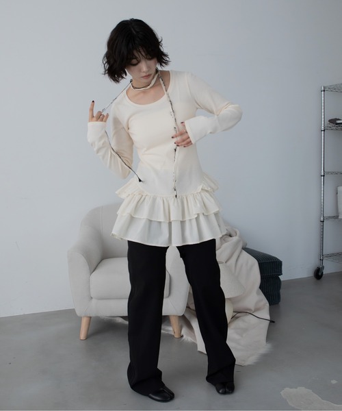 VACANCY(ヴァカンシー)の「フリルドッキングリブトップス(Tシャツ/カットソー・レディース・チャコールグレー/アイボリー/ボルドー・FREE)」の15枚目の写真