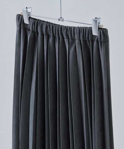 etoll.（エトル）の「スエードアコーディオンプリーツスカート（スカート・レディース・ブラック/ブラウン/グレー・L/M）」の6枚目の写真