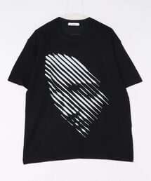 NOWLE（ノウル）の「【NOWLE】シャープライン フェイス アートワーク プリント Tシャツ（Tシャツ/カットソー）」