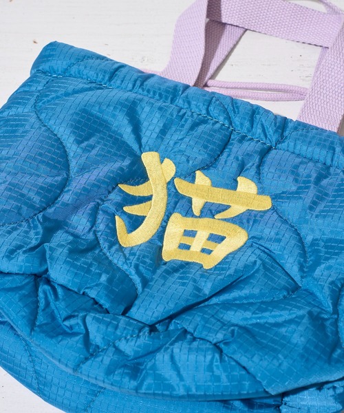 HOUSTON(ヒューストン)の「【HOUSTON / ヒューストン】SATIN MARKET BAG / キルティング巾着バッグ(ショルダーバッグ・レディース・ブルー/オリーブドラブ/ピンク・FREE)」の6枚目の写真