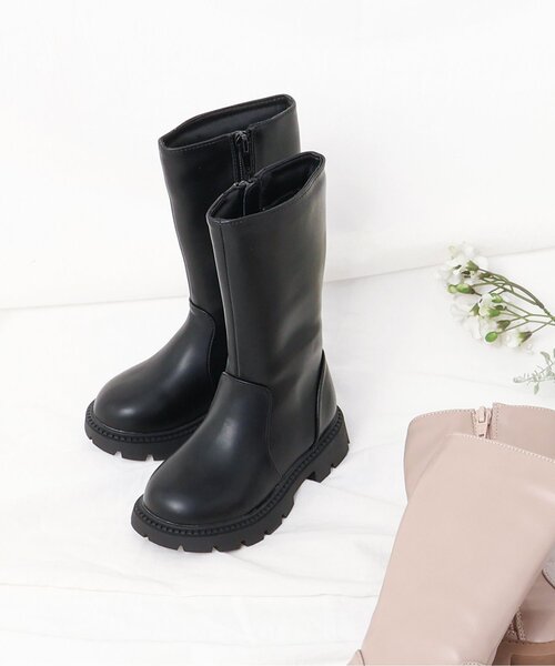 apres les cours(アプレレクール)の「ミドルブーツ(ブーツ・キッズ・ベージュ/ブラック・19/18/17/16/15 )」の2枚目の写真