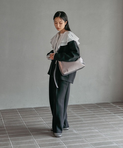 LEPSIM（レプシィム）の「パフエアジャケット　582439（ノーカラージャケット・レディース・ブラック/グレー・FREE）」の21枚目の写真