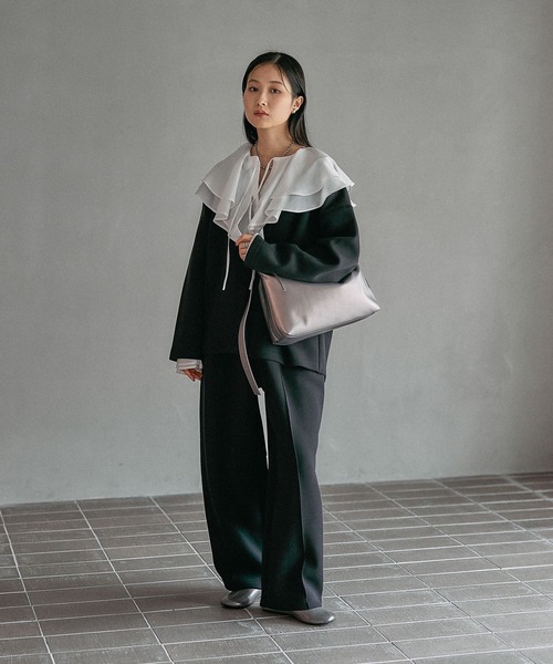 LEPSIM（レプシィム）の「パフエアジャケット　582439（ノーカラージャケット・レディース・ブラック/グレー・FREE）」の20枚目の写真