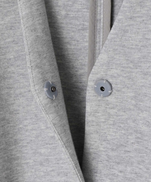 LEPSIM（レプシィム）の「パフエアジャケット　582439（ノーカラージャケット・レディース・ブラック/グレー・FREE）」の6枚目の写真