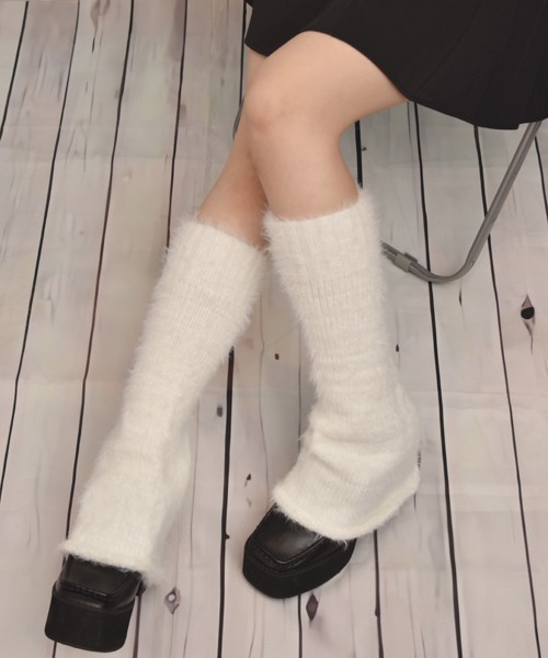 セール】【float】ふわふわ フェイクファー ワイドシルエット レッグ