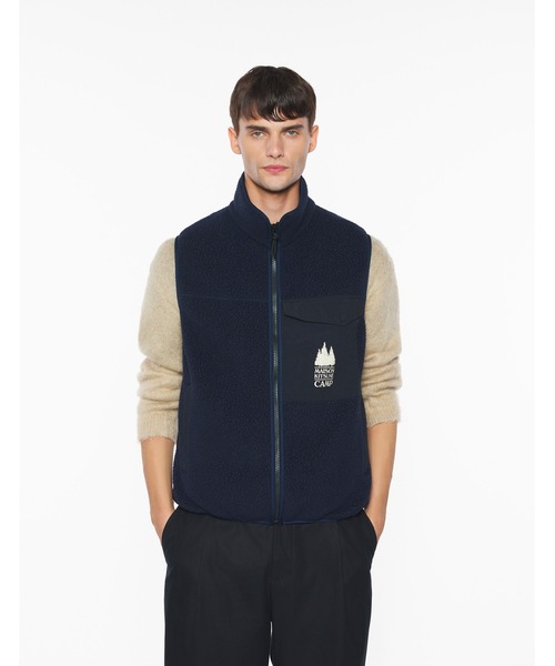 Maison Kitsune（メゾンキツネ）の「CASUAL FLEECE SLEEVELESS VEST（その他アウター・メンズ・モスグリーン/ネイビー・XS/S/M/L/XL）」の13枚目の写真