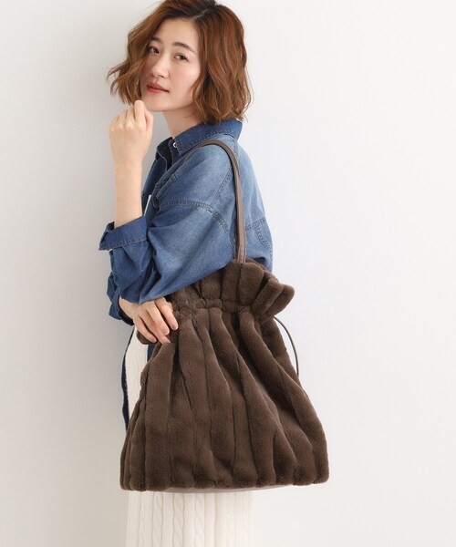 grove（グローブ）の「ストライプエコファー巾着トート（トートバッグ・レディース・ブラウン系/ライトベージュ/グレー・00）」の7枚目の写真