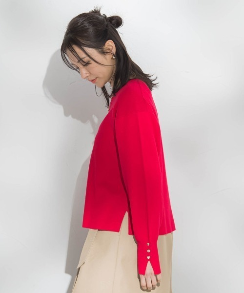 LAUTREAMONT（ロートレアモン）の「袖ボタンクルーネックニット ≪手洗い可能≫（ニット/セーター・レディース・グリーン/キャメル/ブラック系その他/ピンク/ブラウン/ベージュ系その他/レッド系その他/グリーン系その他/ブルー/ブラウン系その他・9号/11号）」の13枚目の写真