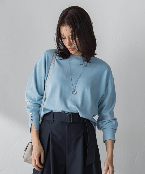 LAUTREAMONT（ロートレアモン）の「袖ボタンクルーネックニット ≪手洗い可能≫（ニット/セーター・レディース・グリーン/キャメル/ブラック系その他/ピンク/ブラウン/ベージュ系その他/レッド系その他/グリーン系その他/ブルー/ブラウン系その他・9号/11号）」の18枚目の写真